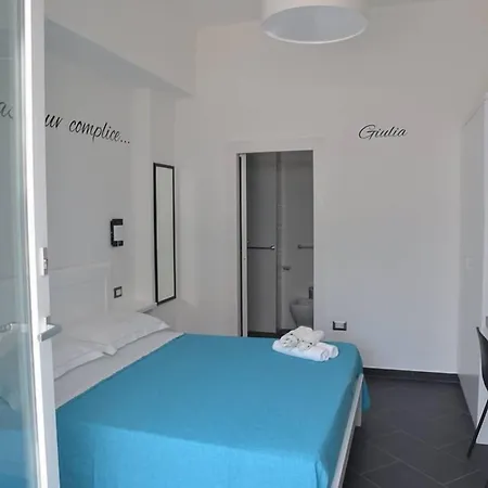 Tonyco Bed & Breakfast 4*