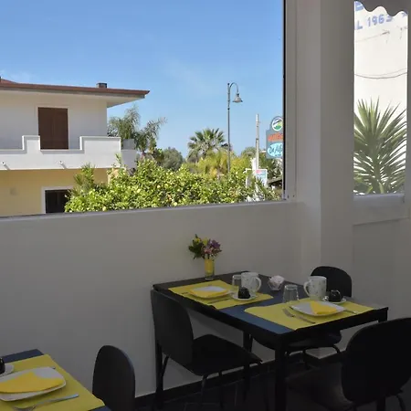 Tonyco Bed & Breakfast 4*