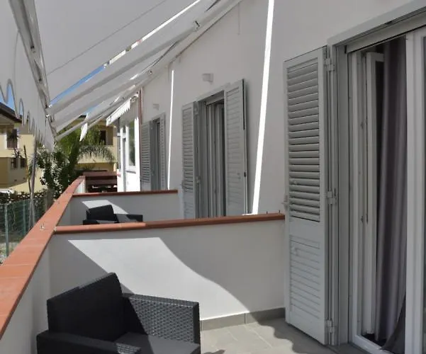 Tonyco Bed & Breakfast 4*