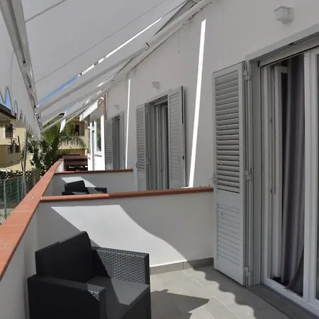 Tonyco Bed & Breakfast 4*